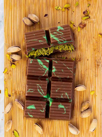 DUBAI Chocolate.