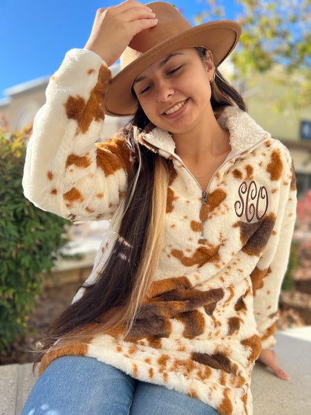 ADULT Sizes. Sherpa. Cow Print. With Pockets. - touchofsouth